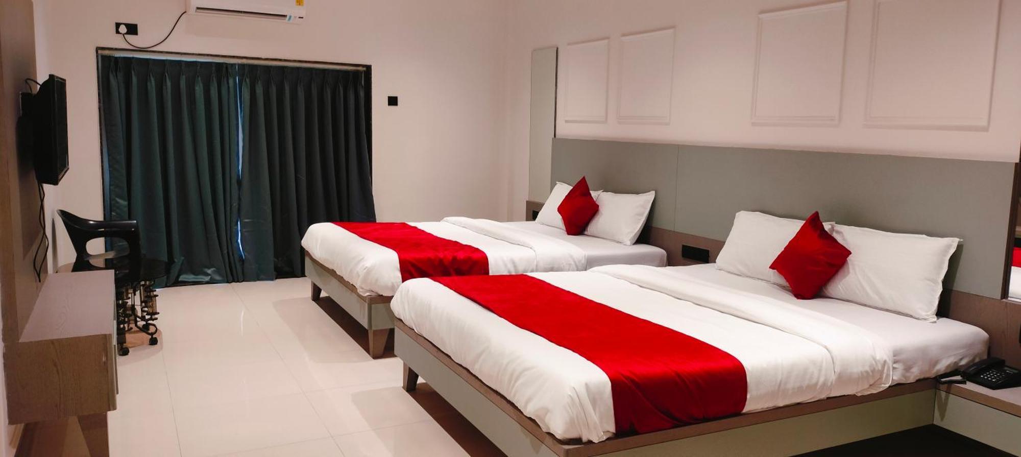 Golden Resort Igatpuri Extérieur photo