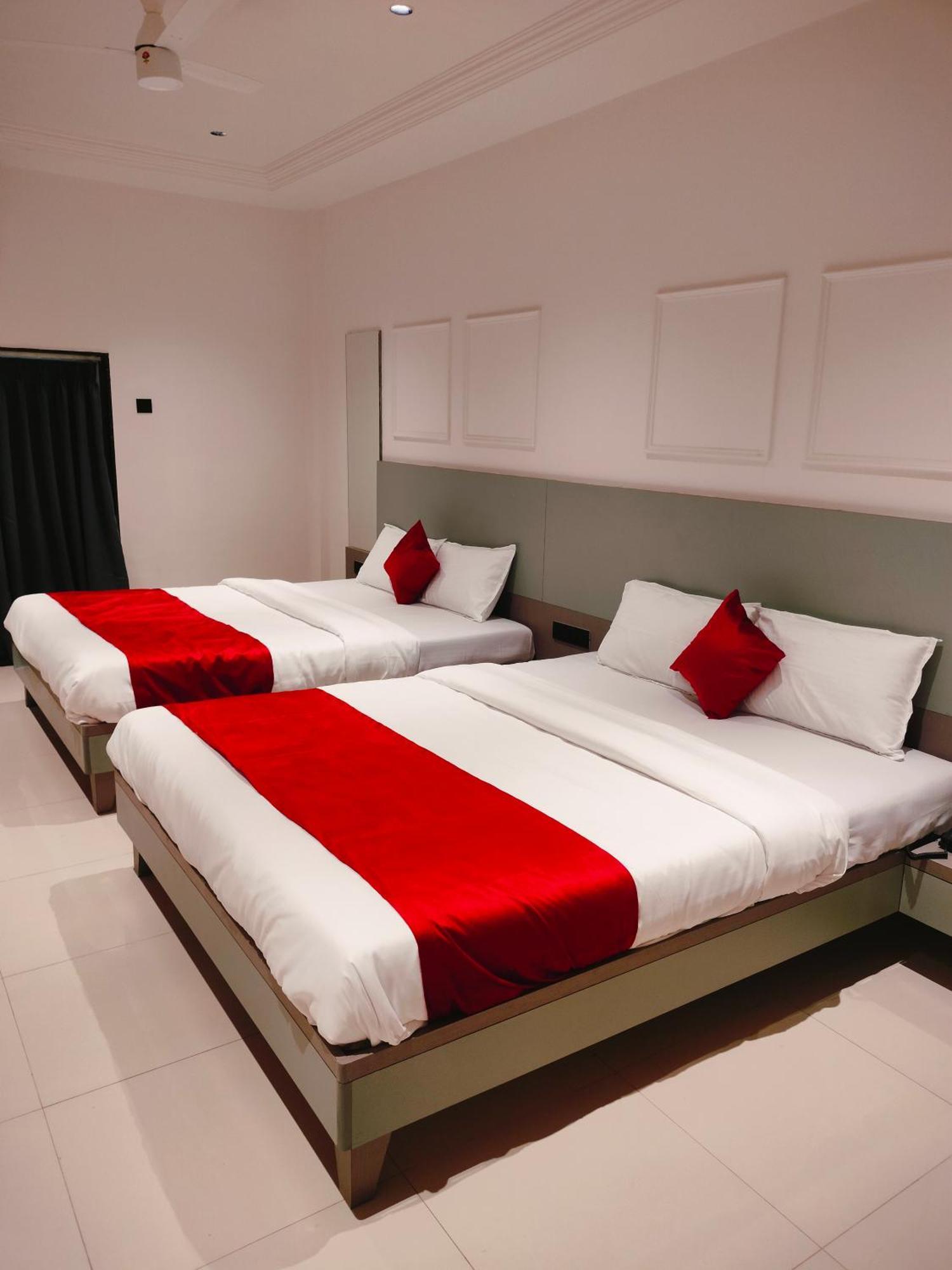 Golden Resort Igatpuri Extérieur photo