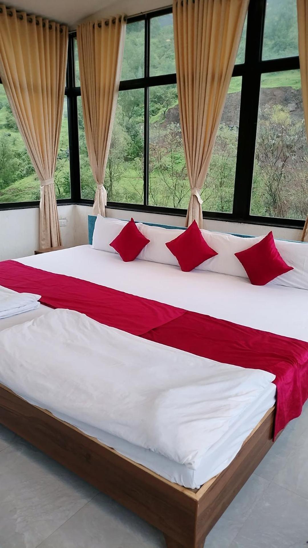 Golden Resort Igatpuri Extérieur photo