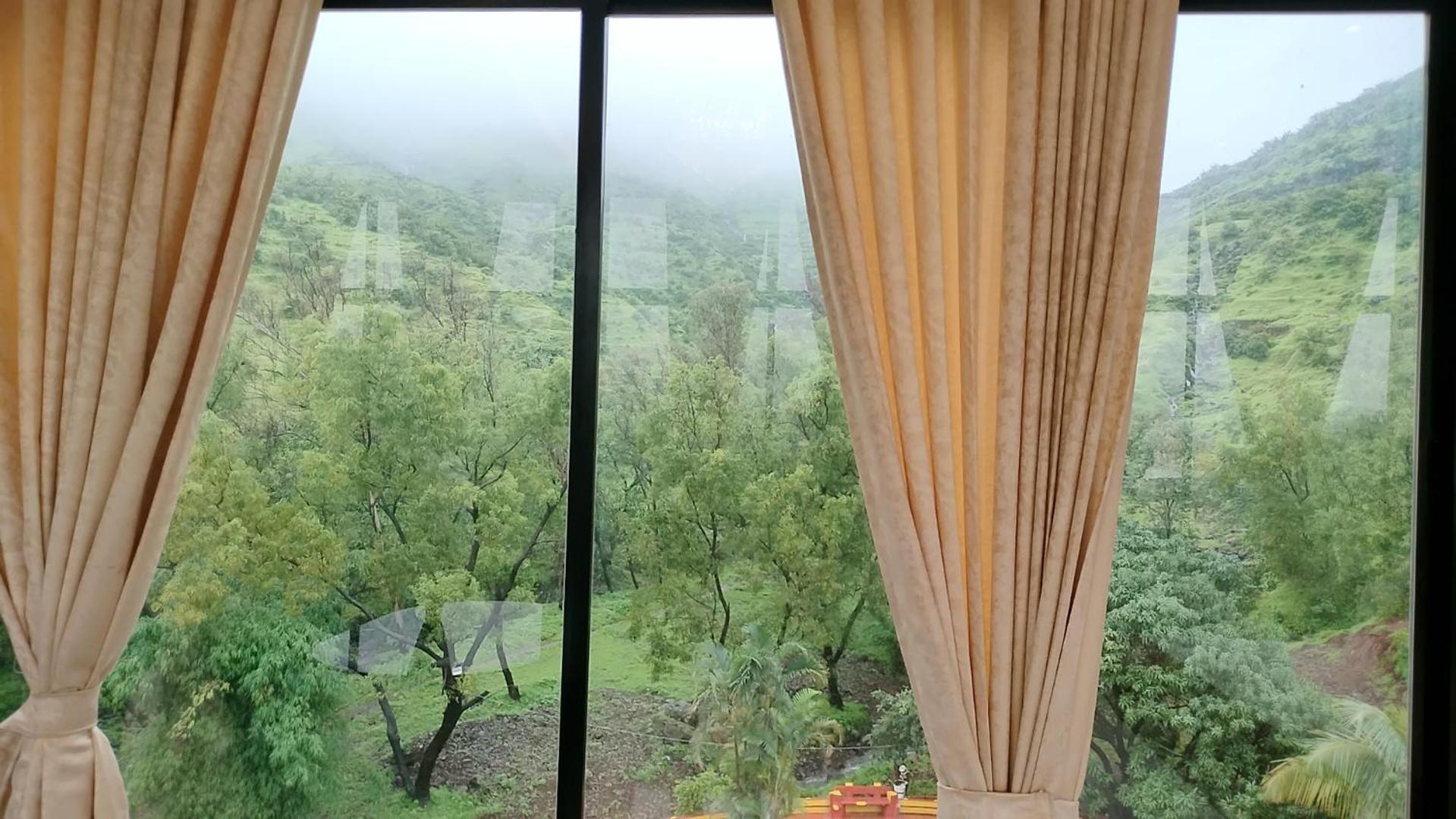 Golden Resort Igatpuri Extérieur photo
