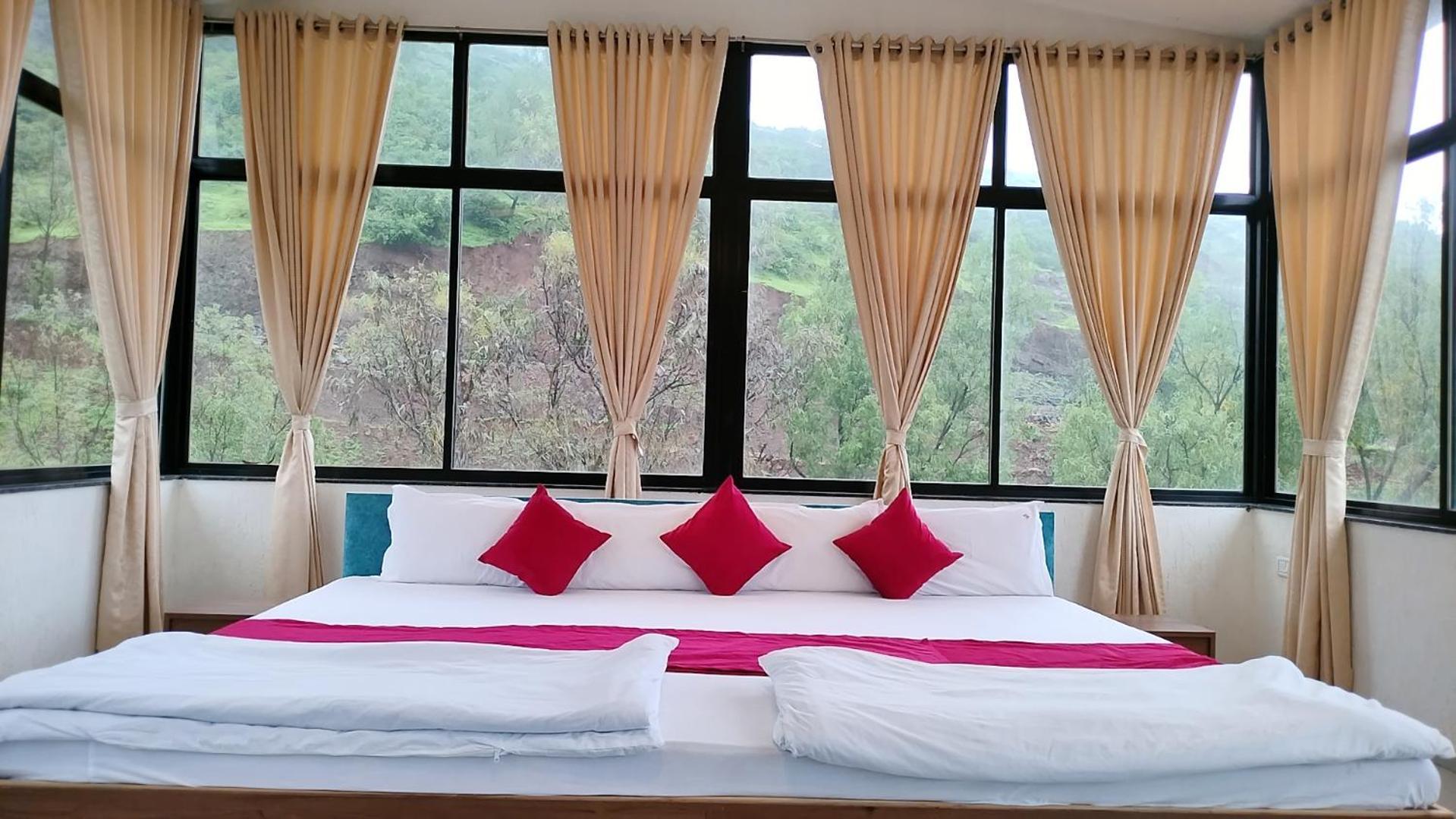 Golden Resort Igatpuri Extérieur photo