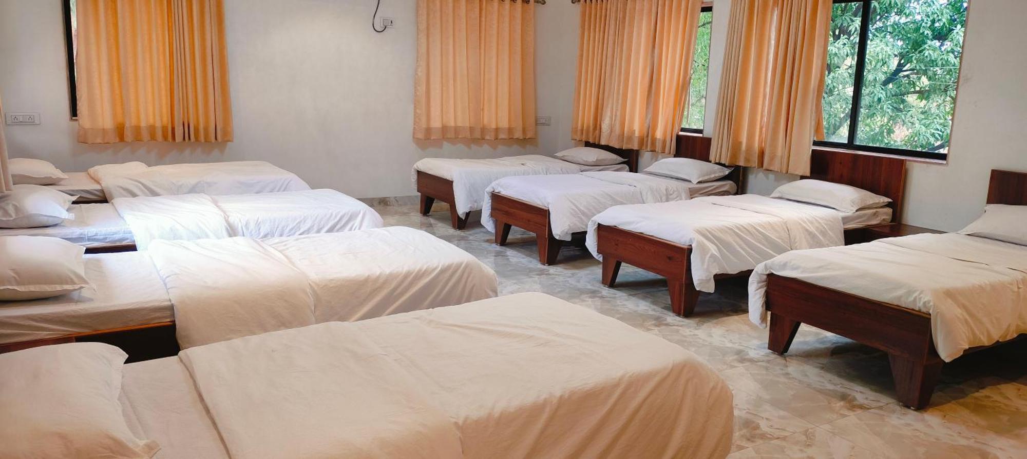 Golden Resort Igatpuri Extérieur photo